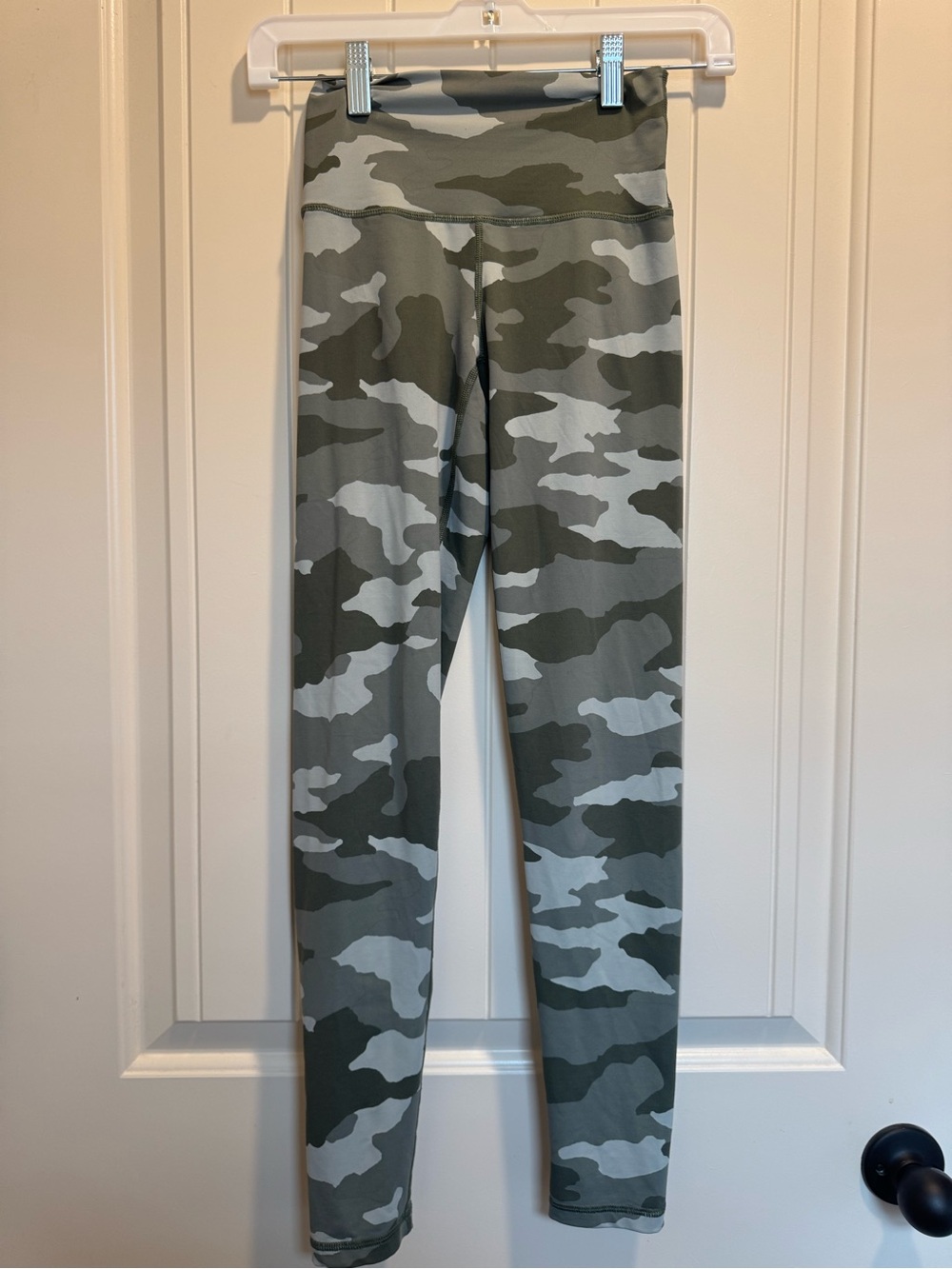 Aerie Camo High-Waist Leggings - Olive & Light Gray